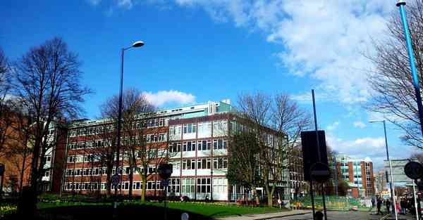 大数据包含设备数据的行业文章