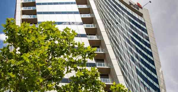 人工智能机器人过度开发，人工智能机器人最新进展